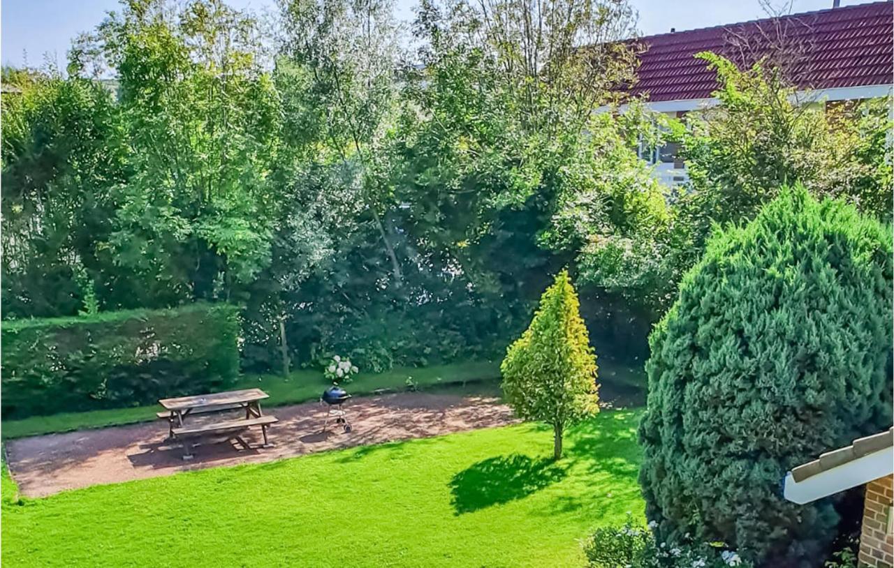 1 Bedroom Gorgeous Home In Zoutelande Esterno foto